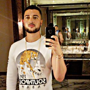 Meet your Posher, Alan